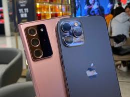 iPhone vs Android: Which Is Better in 2025?