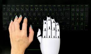 AI vs Human: Who Writes Better Articles?